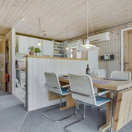 Virpi - 400m From The Sea By Interhome * Nedre Lysabild